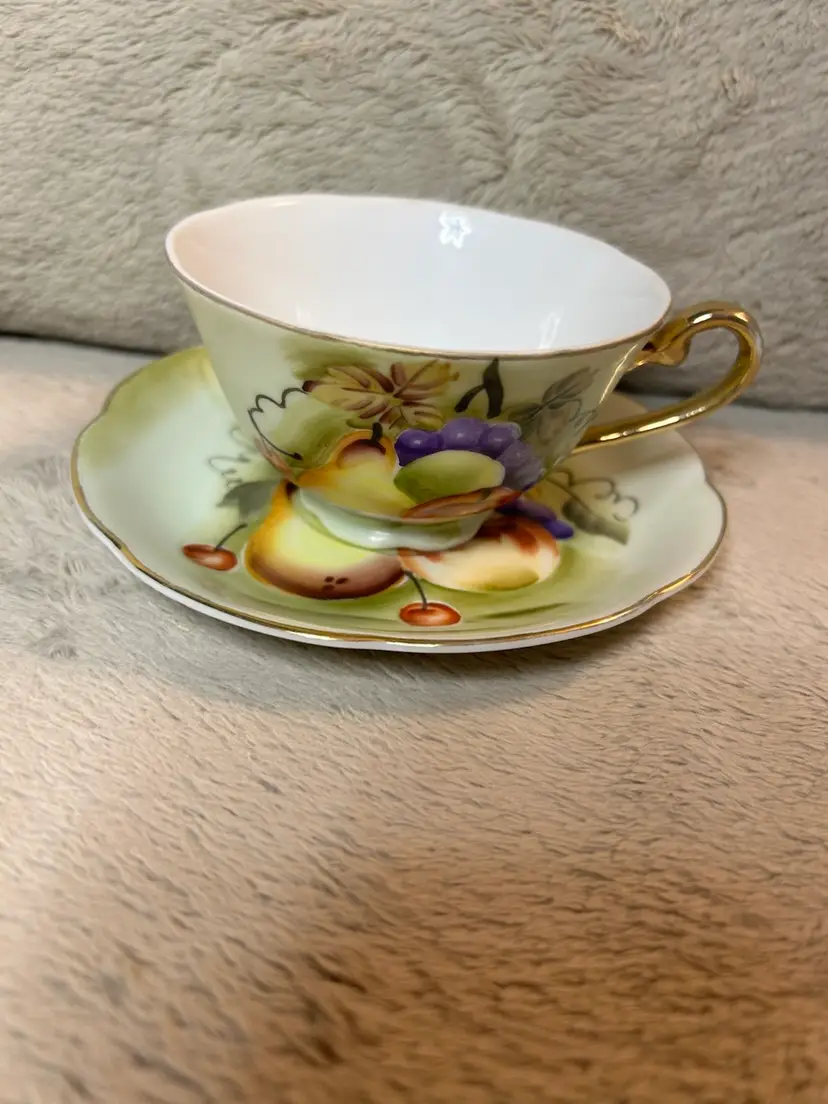 Vtg  1950’s Lefton Heritage Green Hand-Painted Fruit Pattern Cup/Saucer #6276