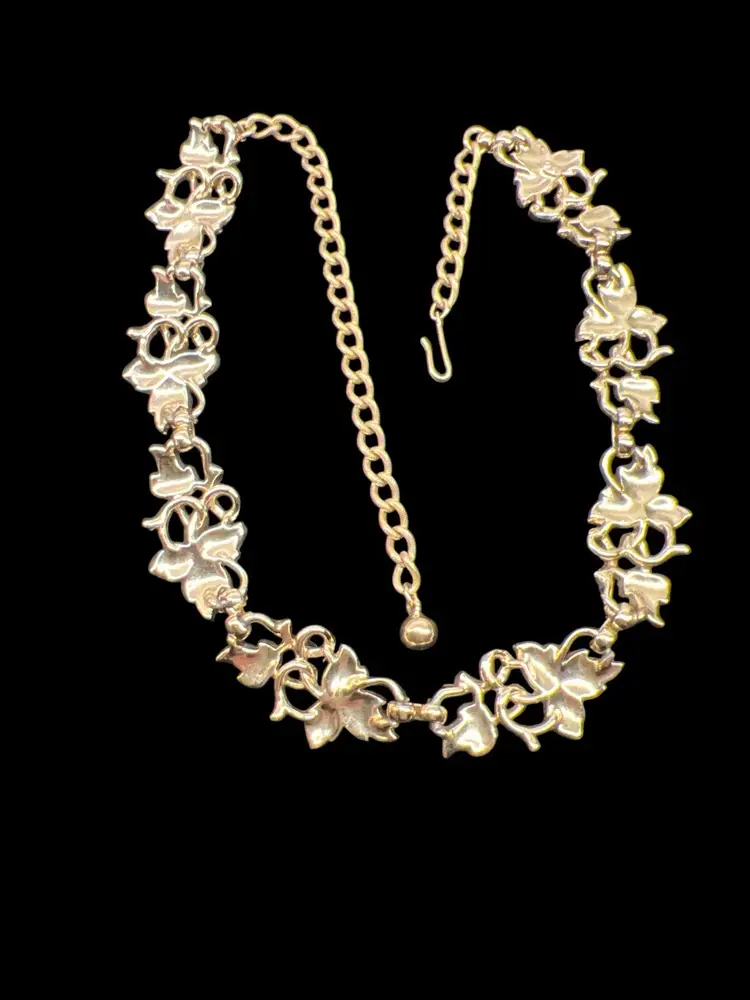 Vintage 1950’s Sarah Coventry Silver & Gold Tone Leaf Necklace 16” #C-8