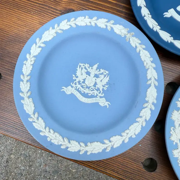 Set Of 3 Edgewood Jasperware Made In England Small Plates Blue