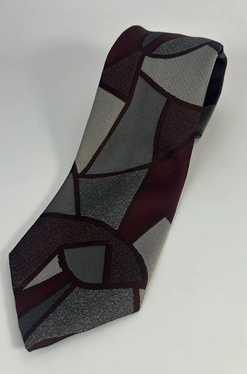 Vintage Towncraft Burgendy and Gray Curved Line Design Polyester Necktie 60" x 4"