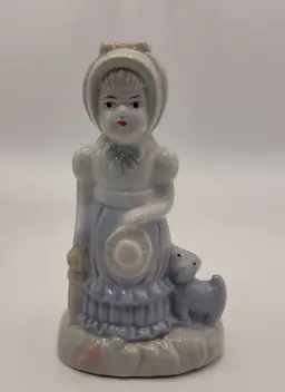 Porecelain Figurine Girl With Bonnet 4.5" tall