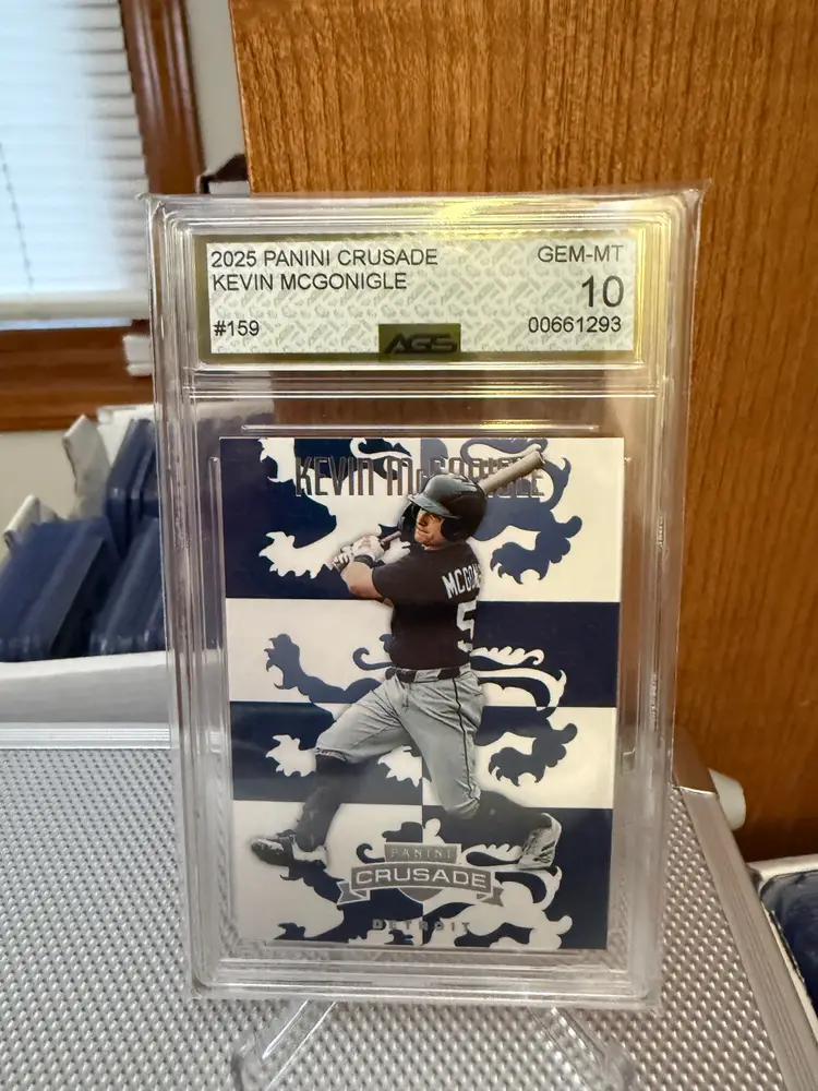 Kevin McGonigle 2025 Panini Crusade AGS 10