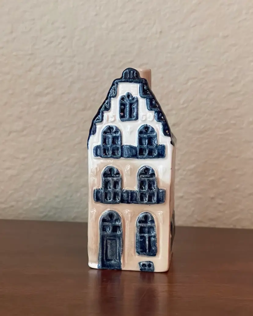 KLM White Blue Delft Miniature Souvenir Apricot Brandy Ceramic House - EMPTY
