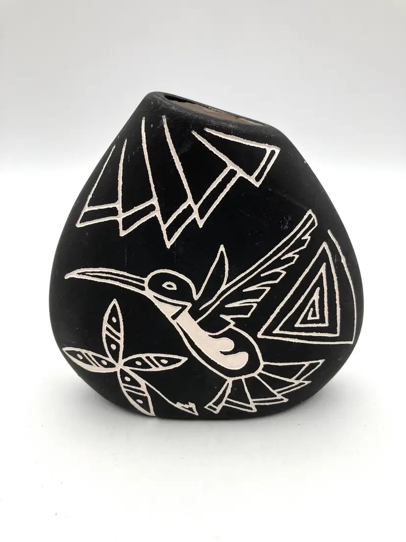 BIN - Vintage Acoma Pottery Hummingbird And Kokopelli Vase Signed 4.5”