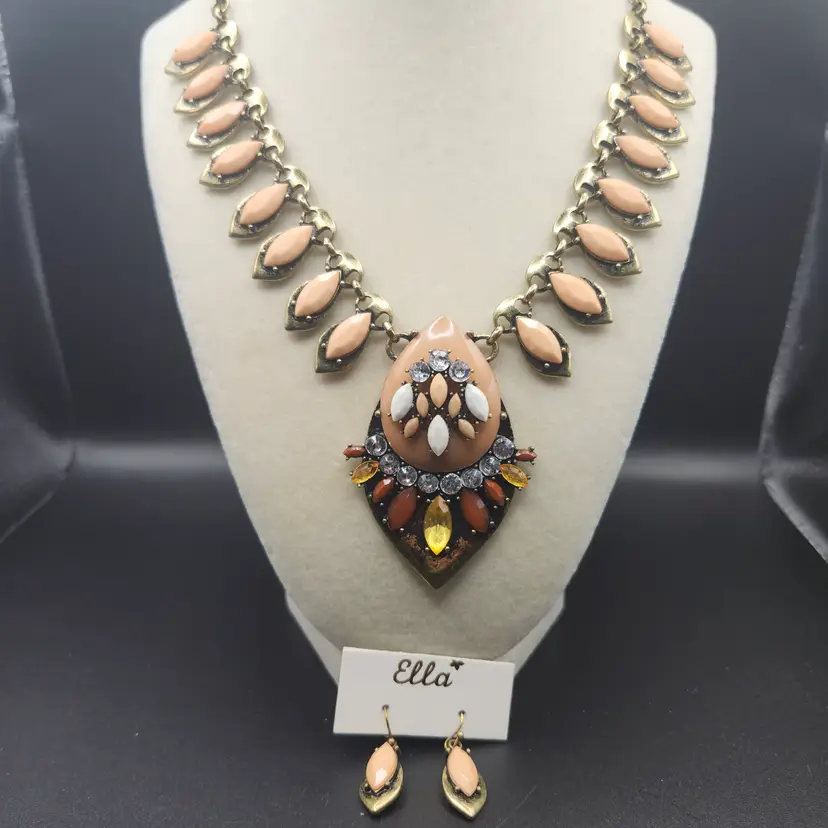 Desert Bloom Statement Necklace Set