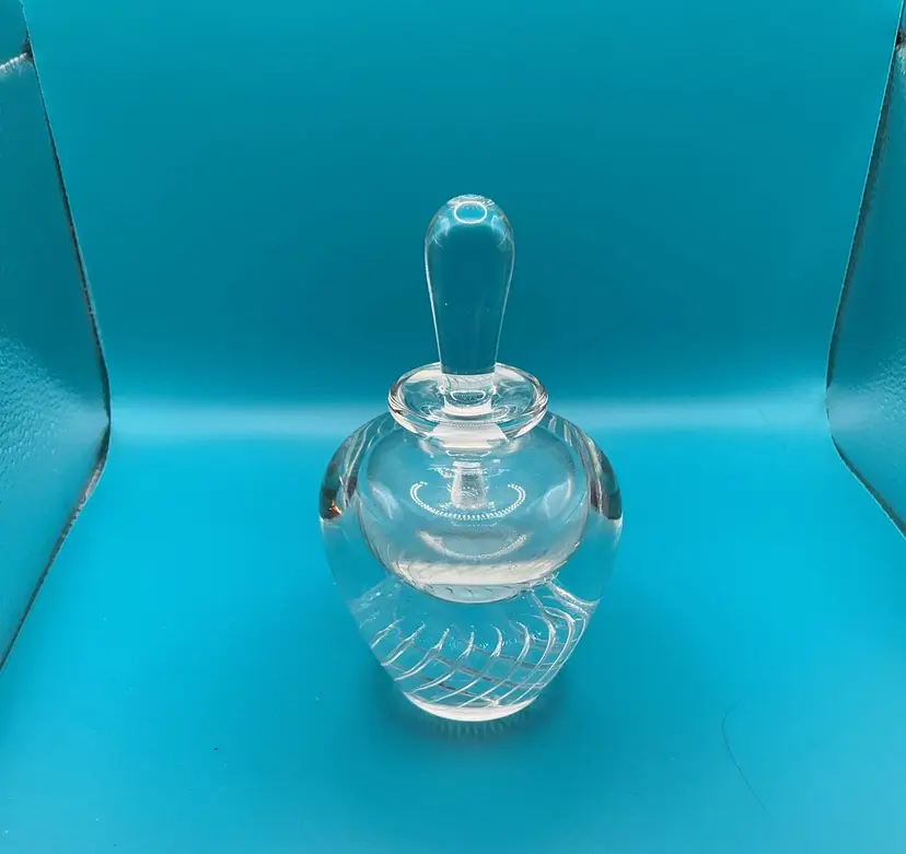 Retro Maytum Studio Art Glass Perfume Bottle with Tall Stopper - Lattice Pattern