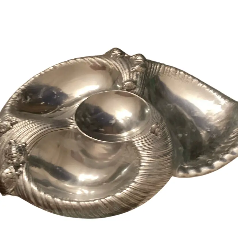 Art Court Turtle And Snail Metal Snack Tray