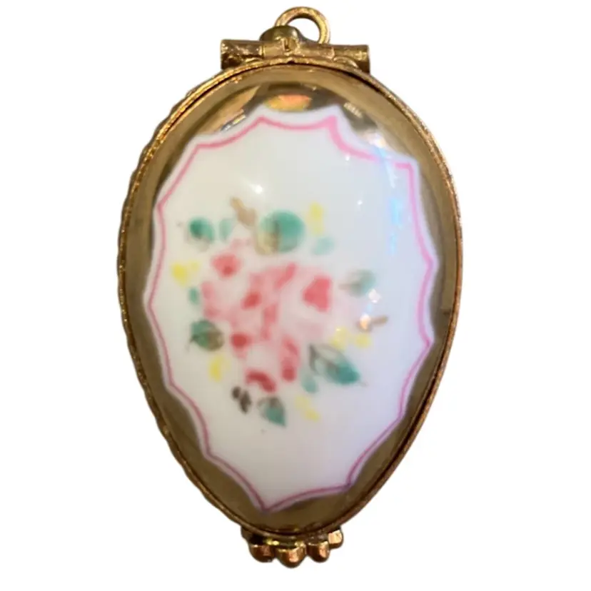 Limoges Hand Painted Signed Porcelain Egg Pendant Opens To Hold Trinkets