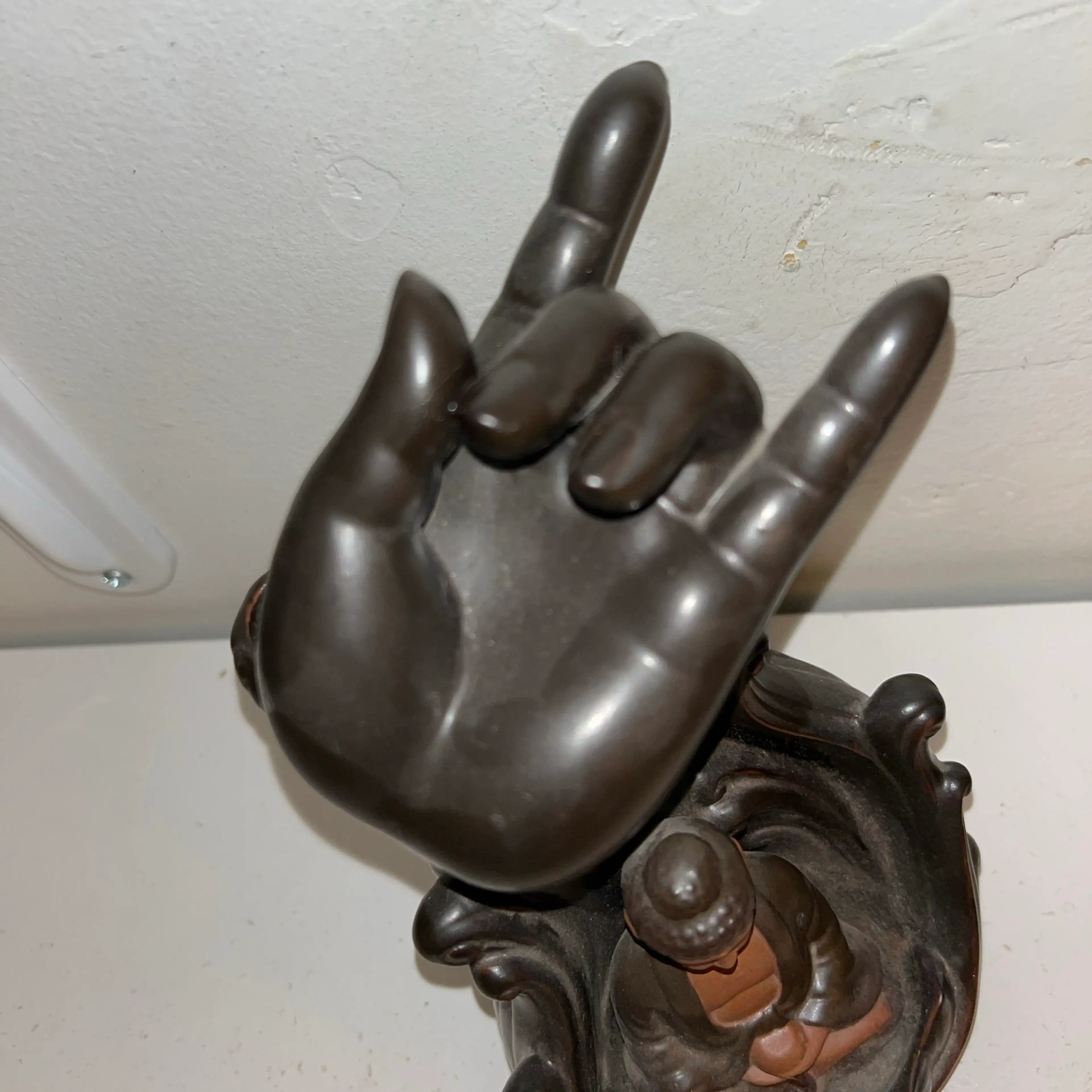 Image 3 of 8