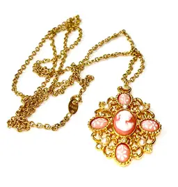 Vintage Avon Cameo Necklace 30" Chain