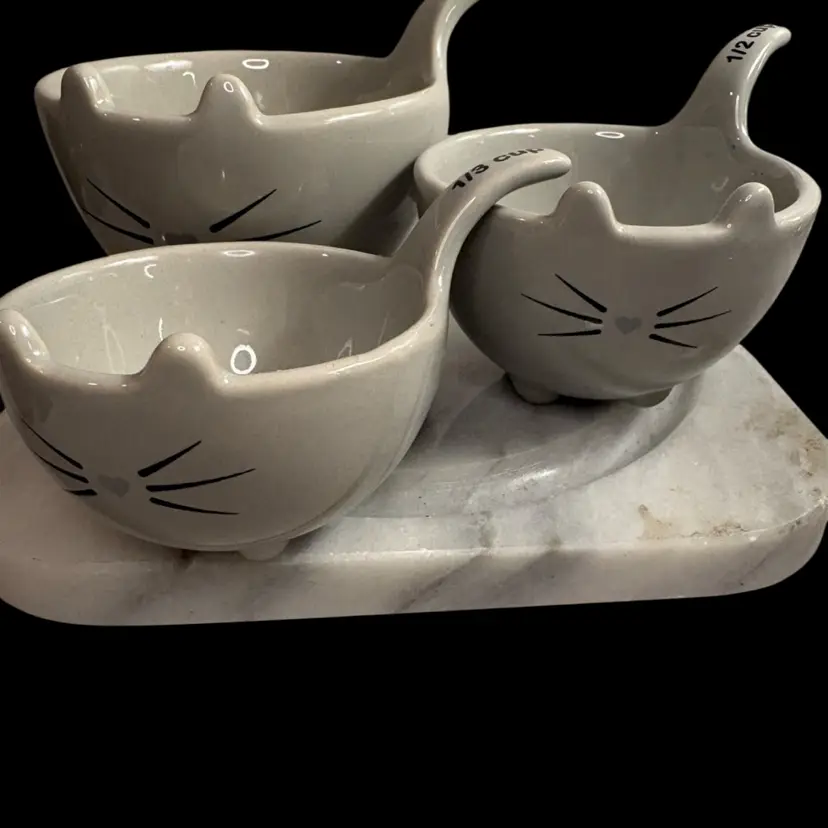 Adorable CAT KITTEN Ceramic Measuring Cups - Set Of 3