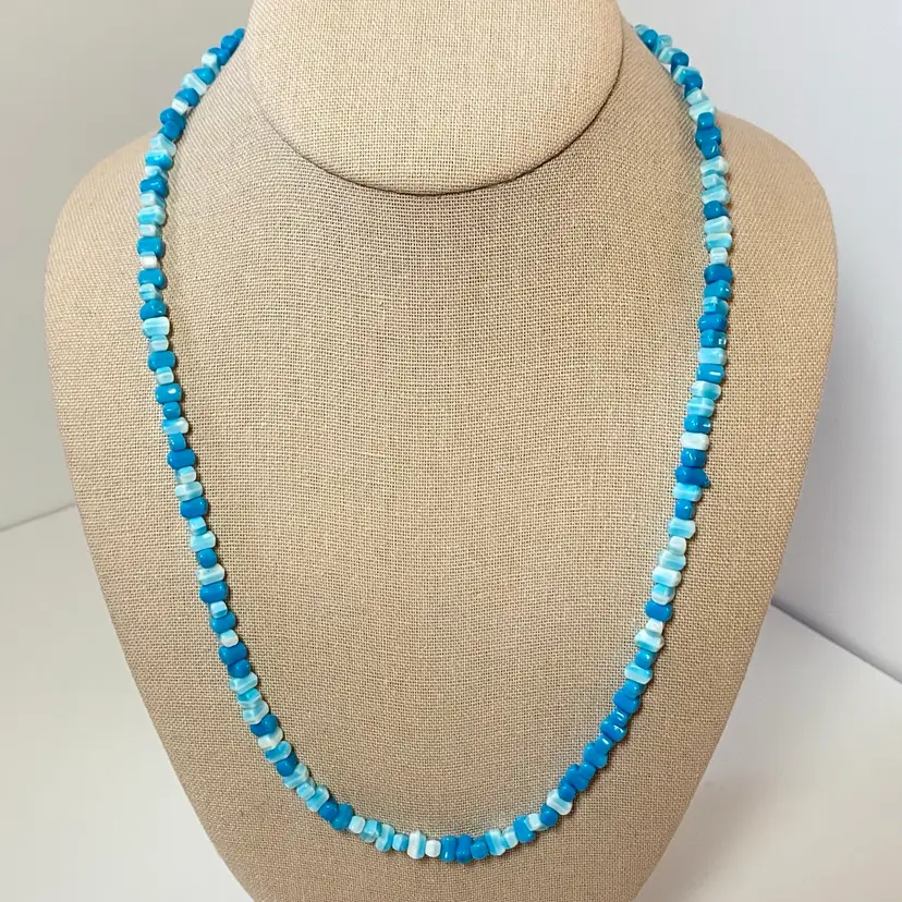 Vintage Retro French Freirich Blue White Molded Rectangular Small Bead Necklace