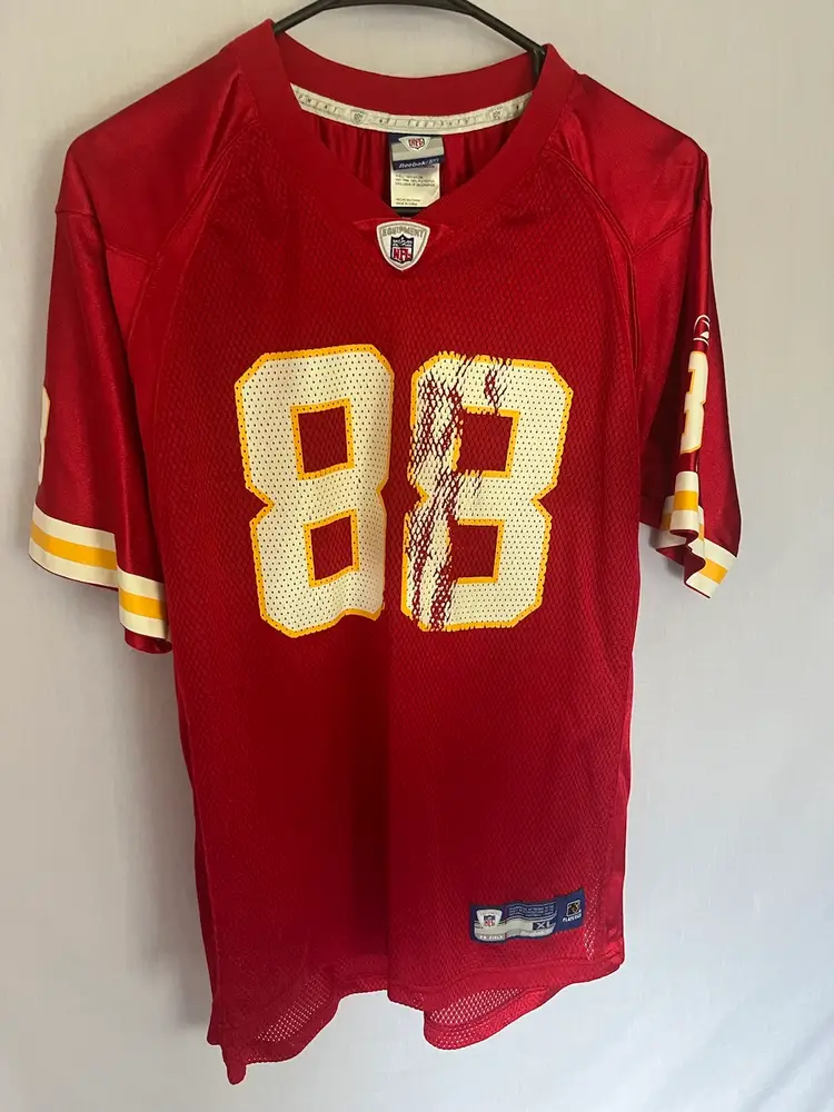 Tony Gonzalez Reebok Youth XL 18-20 (Worn Numbers On Front)