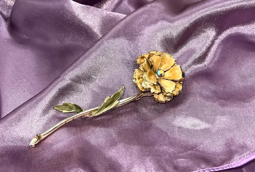 VTG Coro Enamel Flower Brooch Peach & AB Stone