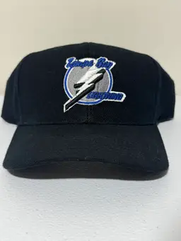 MAKE A $1 OFFER - NEW OLD STOCK 90s SPORTS SPECIALTIES TAMPA BAY LIGHTNING SNAPBACK