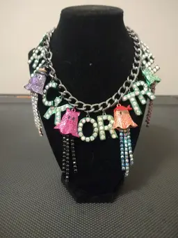NWT BETSEY JOHNSON HALLOWEEN TRICK OR TRICK Ghosts STATEMENT NECKLACE $248