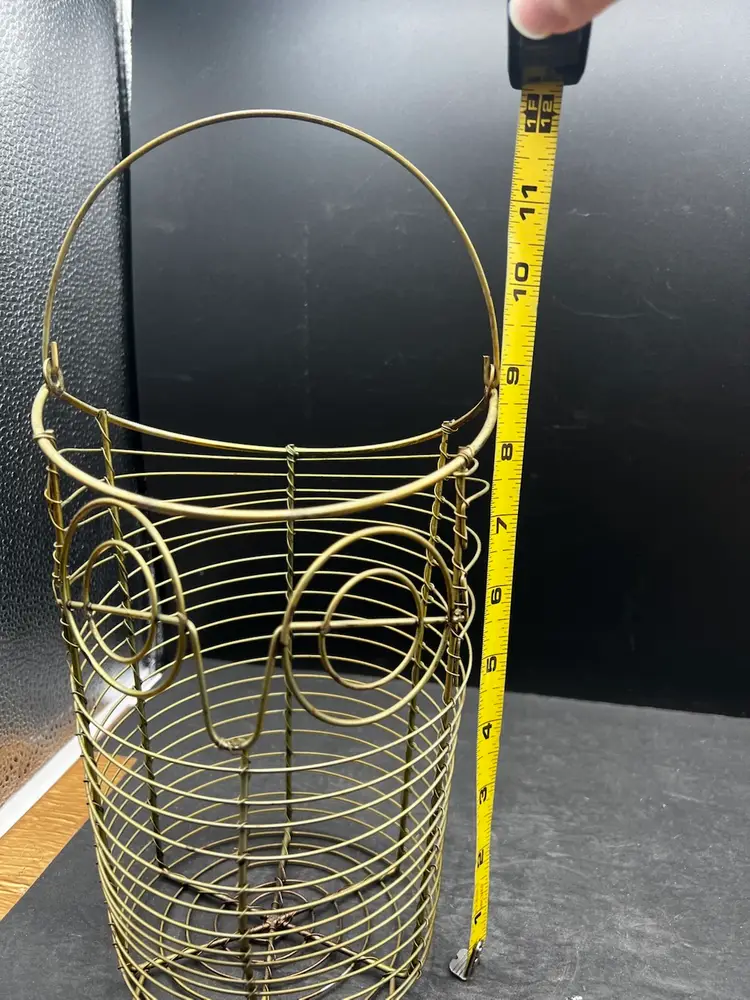 Vignette #3 Whoooo Do You See
Includes Gold Tone Wire Owl Shaped Basket With Handle, Adorable Ceramic Owl Figurine And A Vintage Owl Paper Cut Silhouette Framed Picture