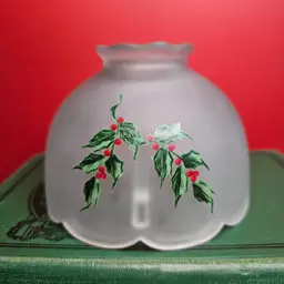 Westmoreland Hand Painted Frosted Glass Christmas Holiday Holly Berry Fairy Lamp Shade TOP ONLY