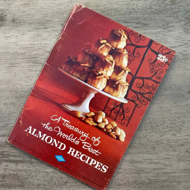A Treasury of the World's Best Almond Recipes  1963 Blue Diamond Brand Cookbook