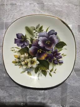 Gorgeous, violet, purple flowers, trinket dish made in England, Brooks Brothers