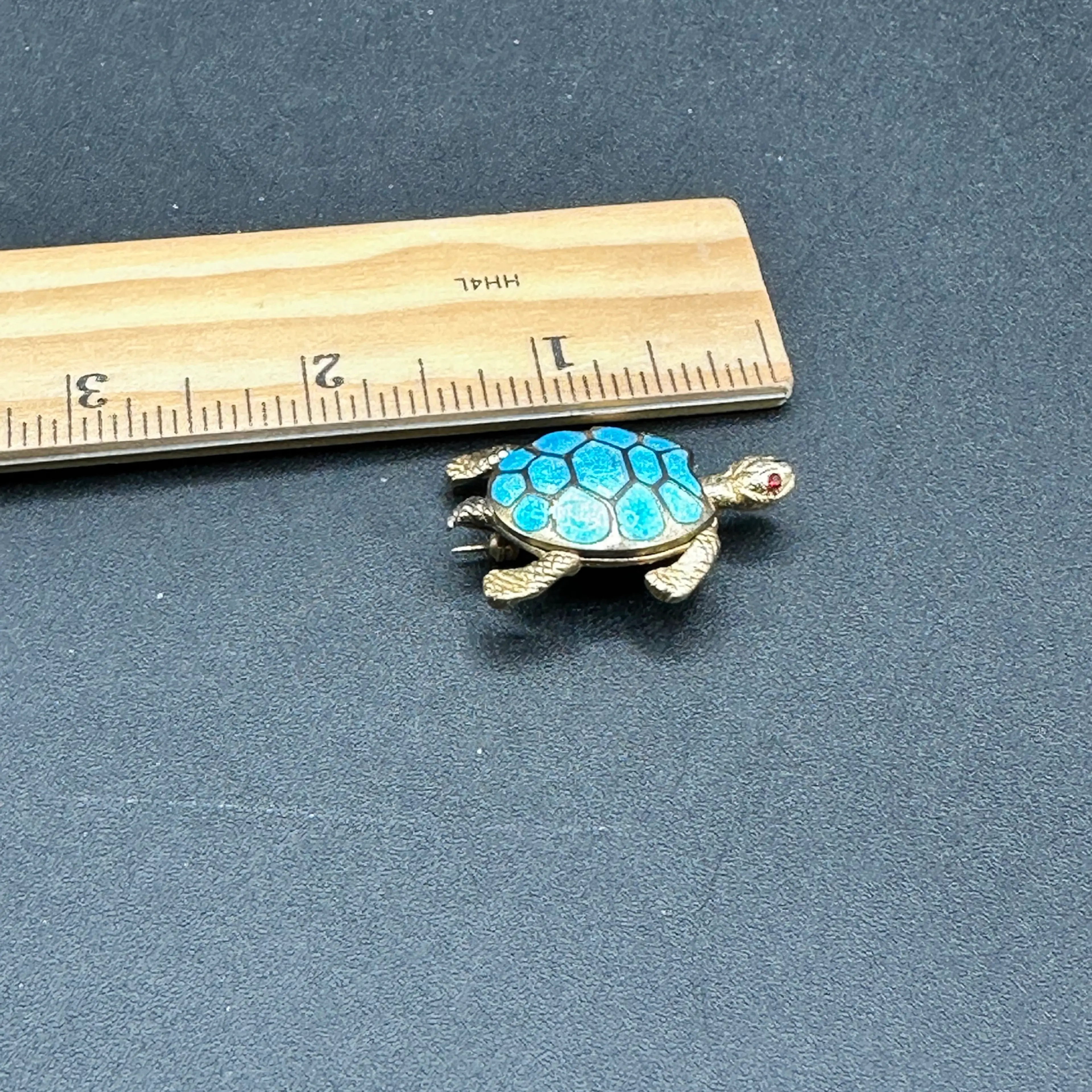 Image 4 of 4