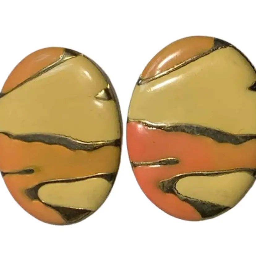 Vintage Costume Jewelry Coral Redish Orange Yellow And Gold Tone Metallic Earrings 