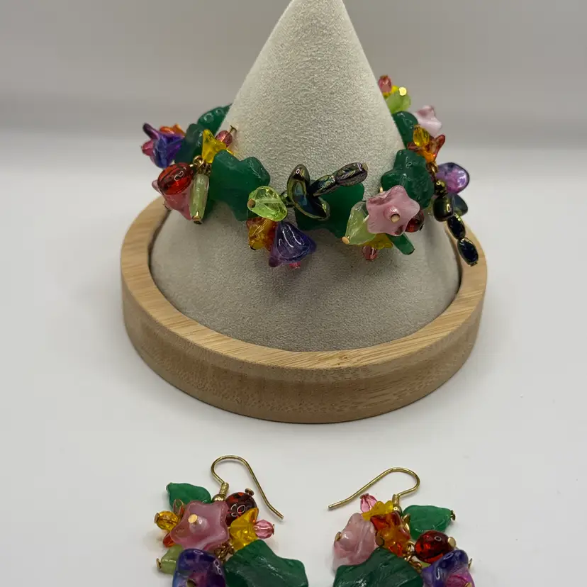 Vintage Multicolor Floral Glass Bead Toggle Bracelet 6” and Earring Set