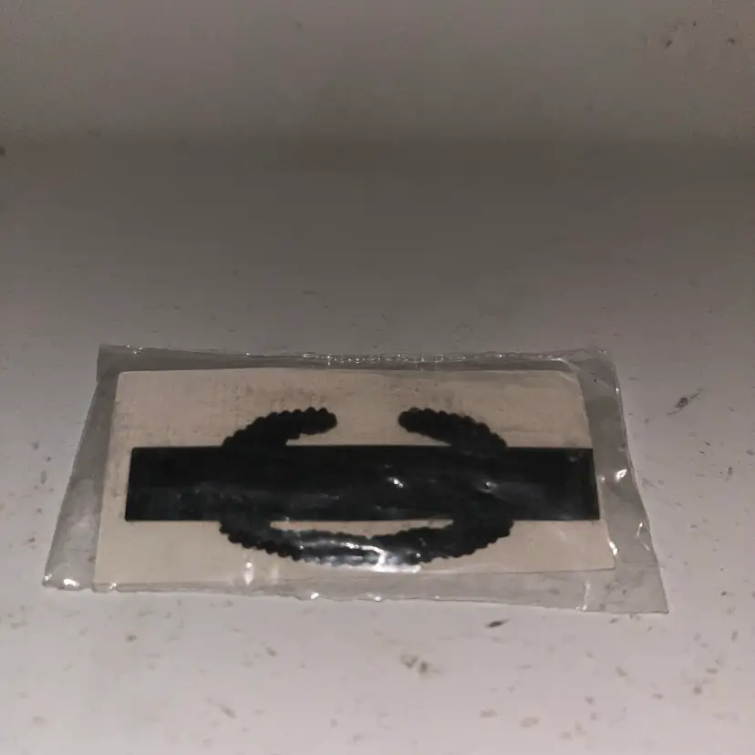 Badge Qualification, Subdued Combat, Infantry Man First Award Badge/Pin