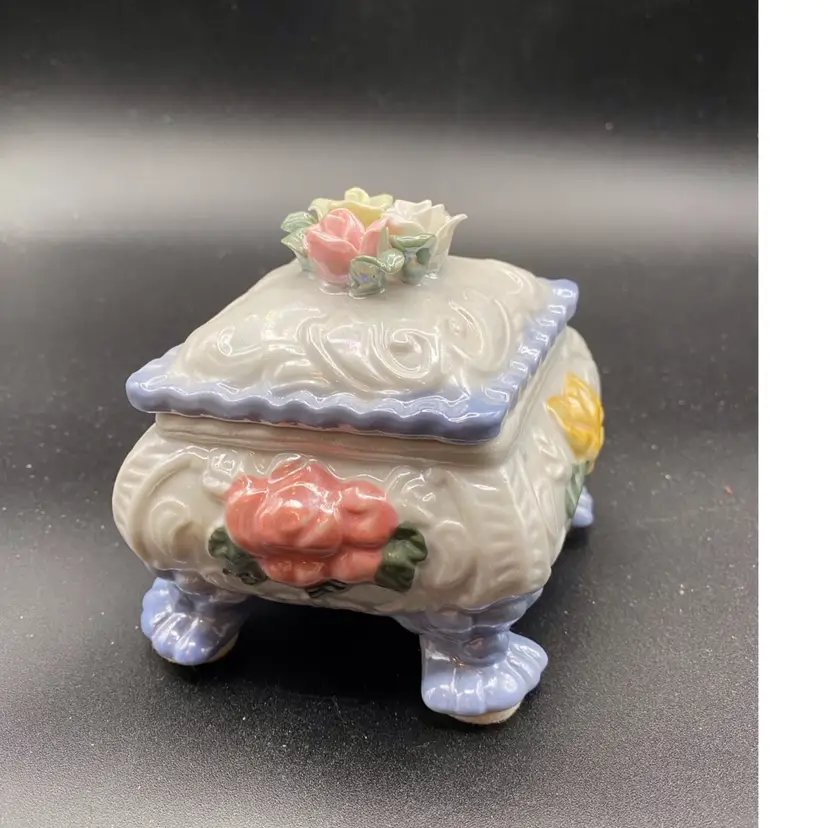 Trinket Box Square Roses On Top I