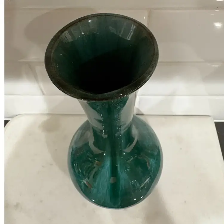 Vintage 1970s Blue Mountain Pottery Teal Round Vase BMP Canada
