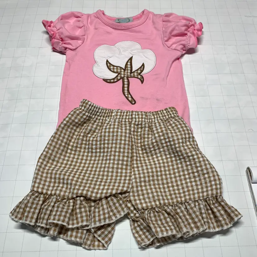 Girls 2-Piece Outfit XXS  AS IS