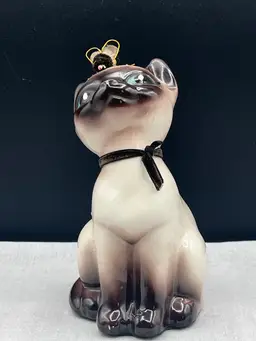 #292A Vintage MCM Porcelain Siamese Cat with Blue Eyes and a Bee on Her Head Planter