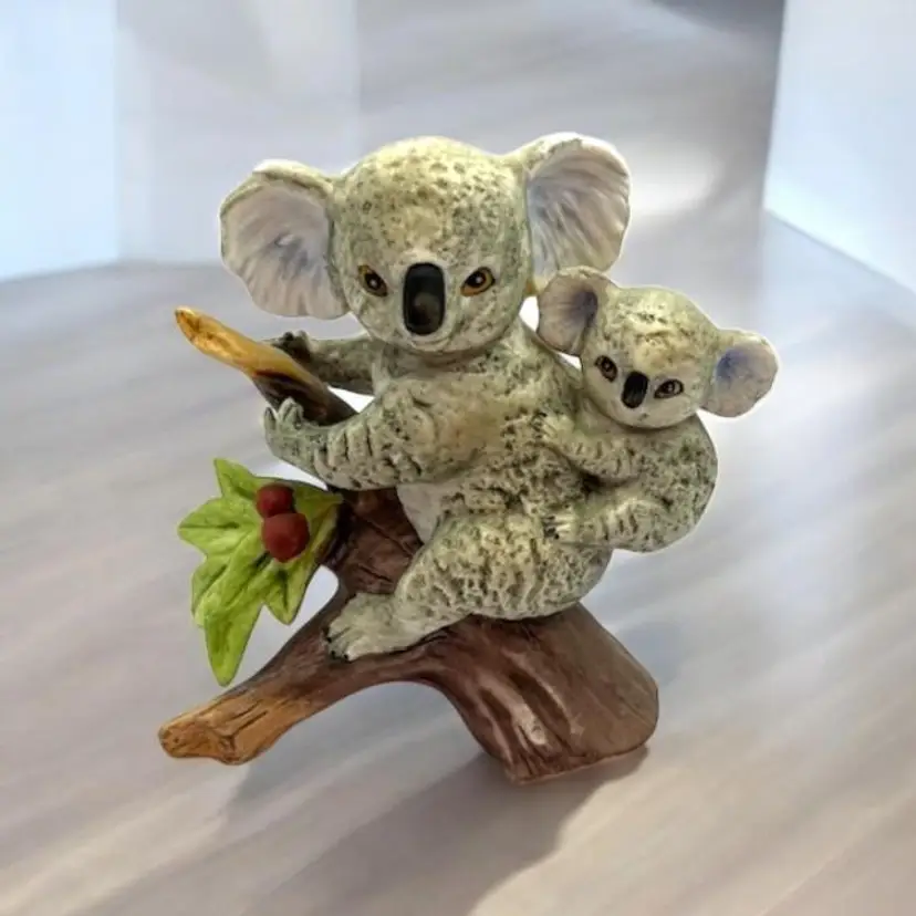 Vintage Lefton Koala Mom & Baby 3.75" x 3.5" Ceramic Figurine