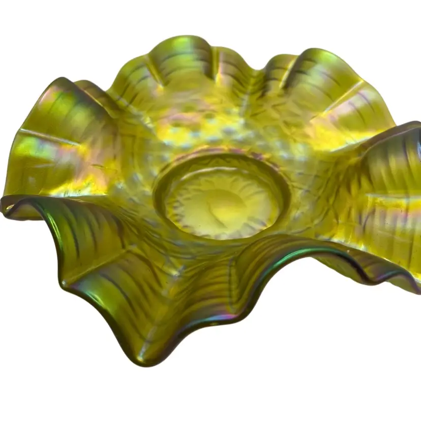 Vintage Kralik Czechoslovakian Green Iridescent Ruffled Bowl