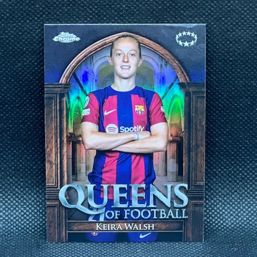 Keira Walsh 2023/24 Topps Chrome UEFA Women Queens Of Football Soccer Card