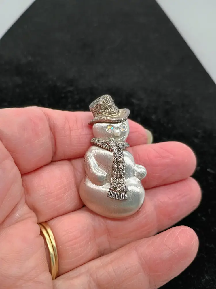 JG Hook Made in the USA Silver Tone Snowman Brooch Pin With Rhinestone Eyes