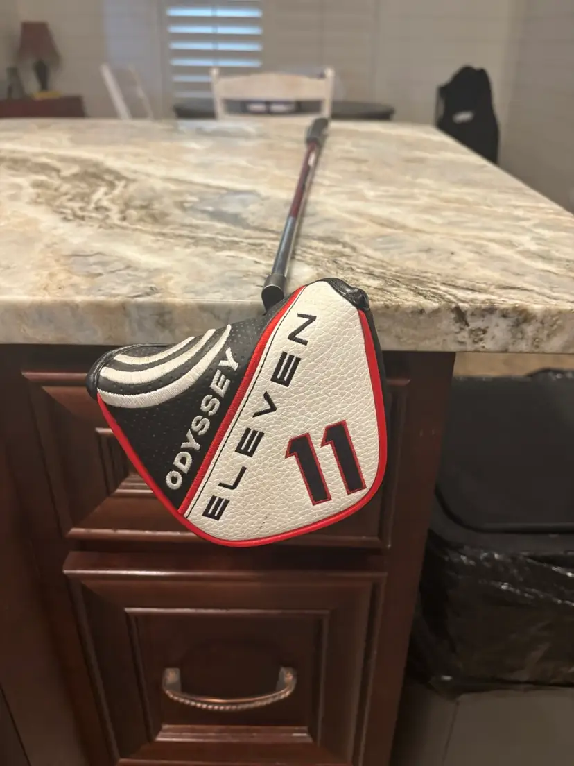 Odyssey 11 Tour Line 2 Ball