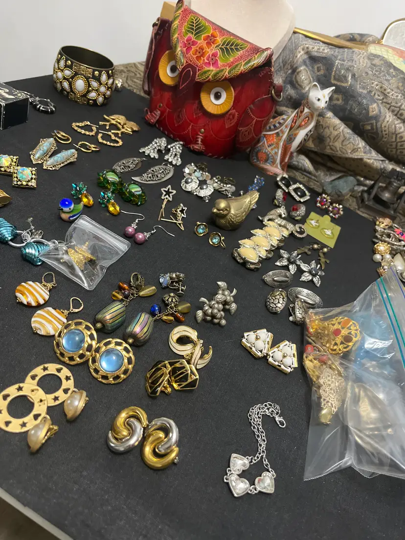 Livestream thumbnail