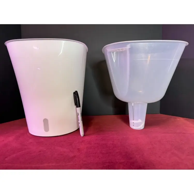 9 inch Self-watering Pot