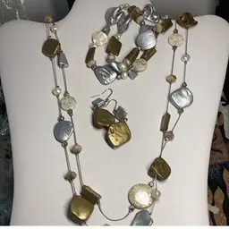 Shell Necklace Long 30” & 2 Stretch Bracelets & Pierced Earrings