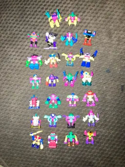 Mini Z-Bots Lot Of 26