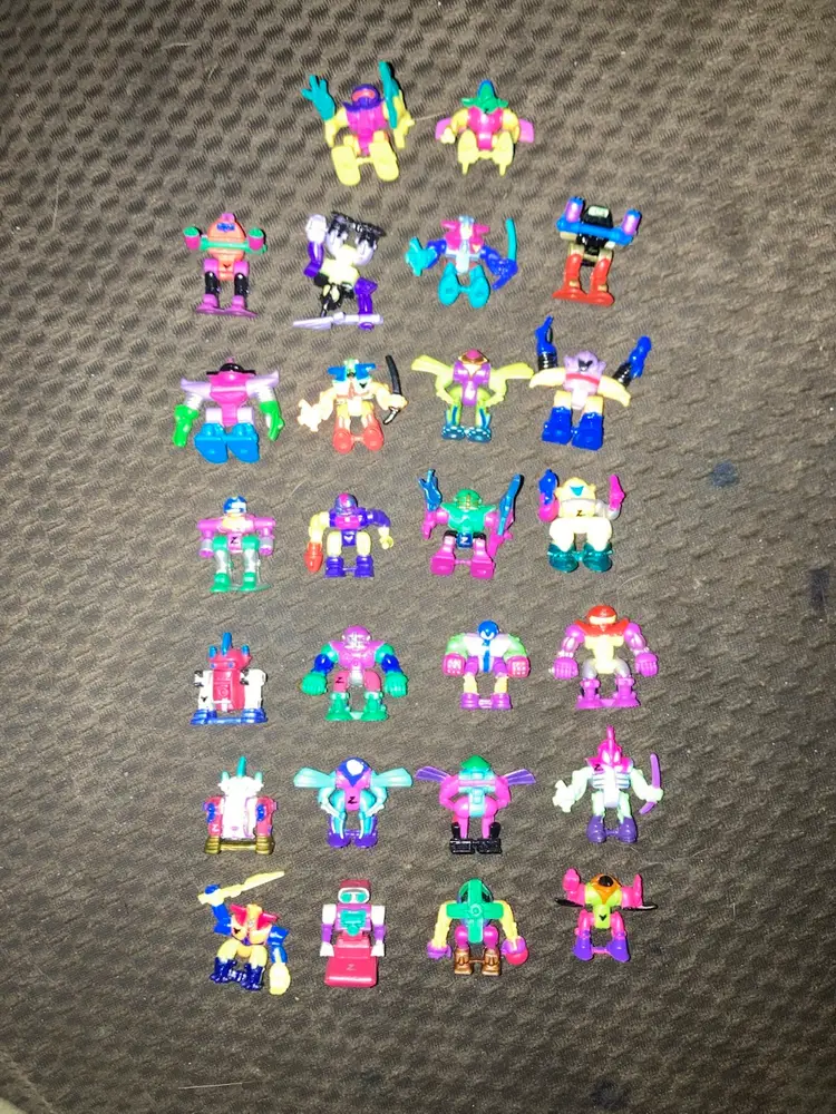 Mini Z-Bots Lot Of 26