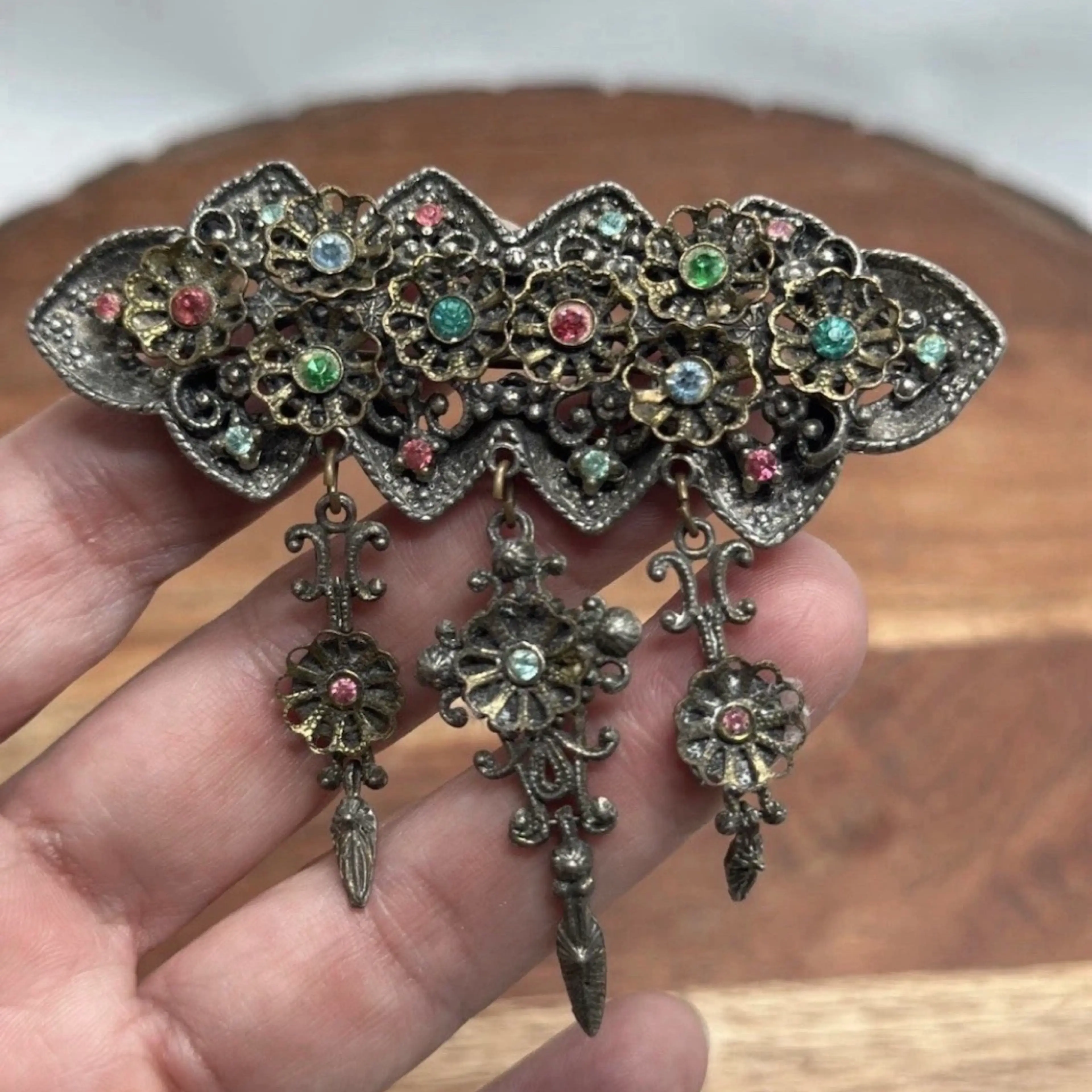 Image 1 of 4