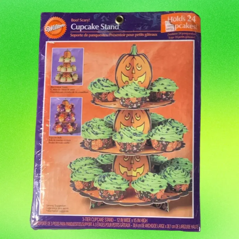 Vintage Halloween cupcake stand.