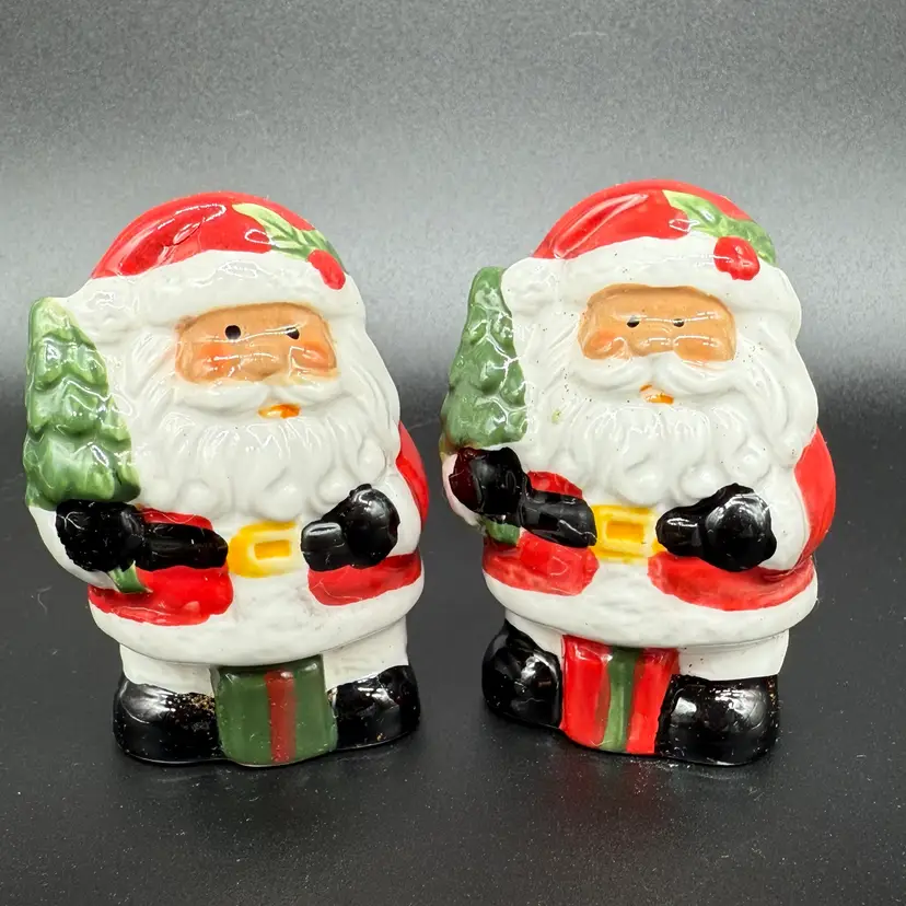 Santa Salt & Pepper Shakers Set Of 2 3”