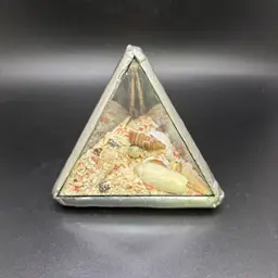 Pyramid Loose Sand & Shell Paperweight 2.5”