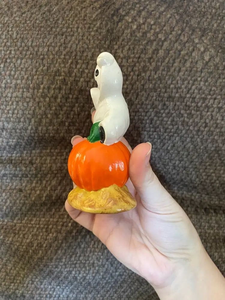 Ceramic Ghost With Two Pumpkins 2 1/4” X 1 3/4” X 3 3/4”