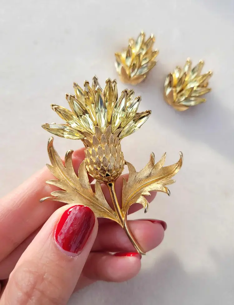 Vintage Crown Trifari Scottish Thistle Yellow Rhinestone Brooch & Earrings Set