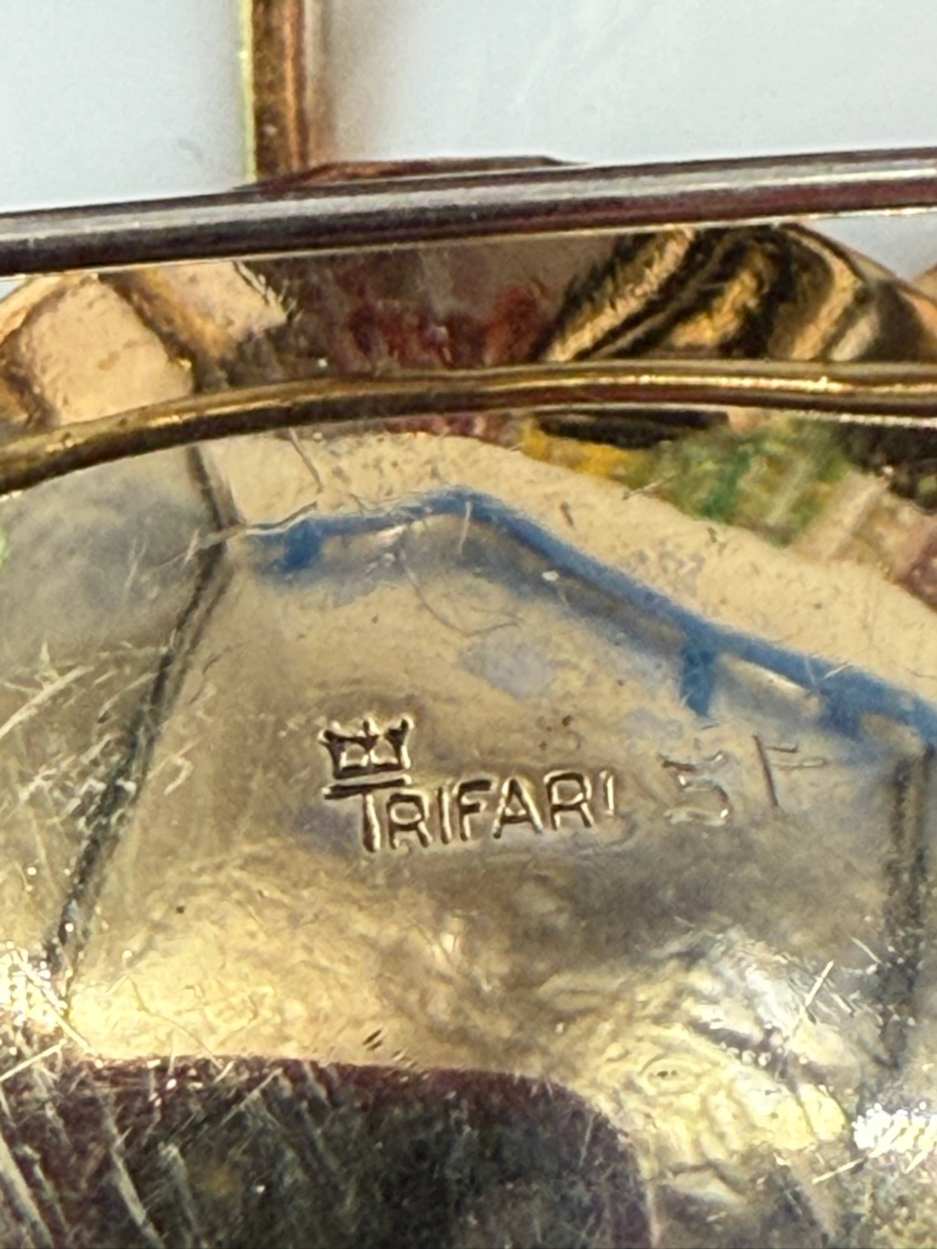 Image 4 of 4