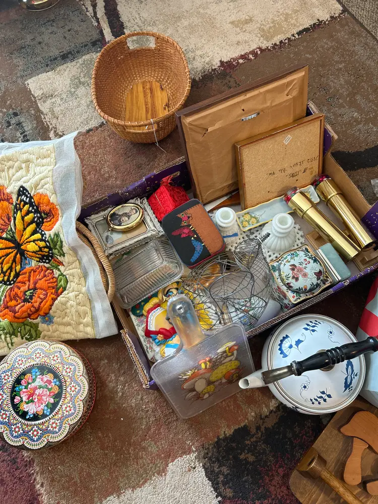 Weekend Finds !!! Pop Up!!!